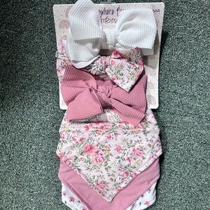 Baby girl bows &bibs